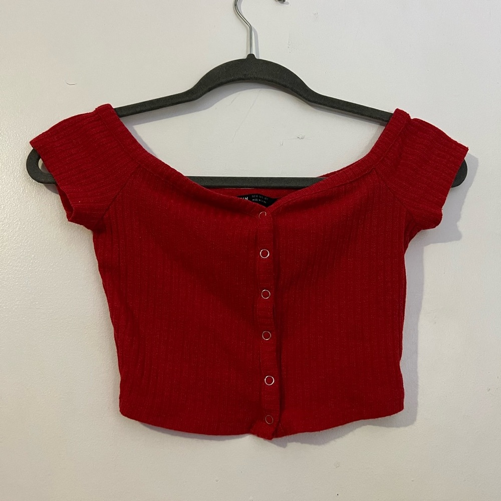 Red crop top